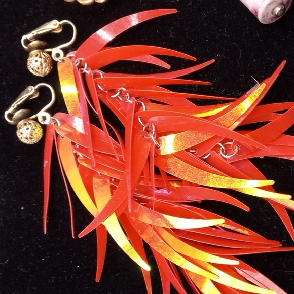 CLIP EARRINGS BUNDLE/5 - Picture 3 of 7